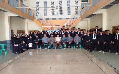 Uji Kompetensi Pasca Magang, SMK Rismatek Gelar Sidang Prakerin untuk Siswa Kelas XI Tahun 2025-2026
